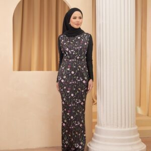 The Blooming Che'l in Calla Lily