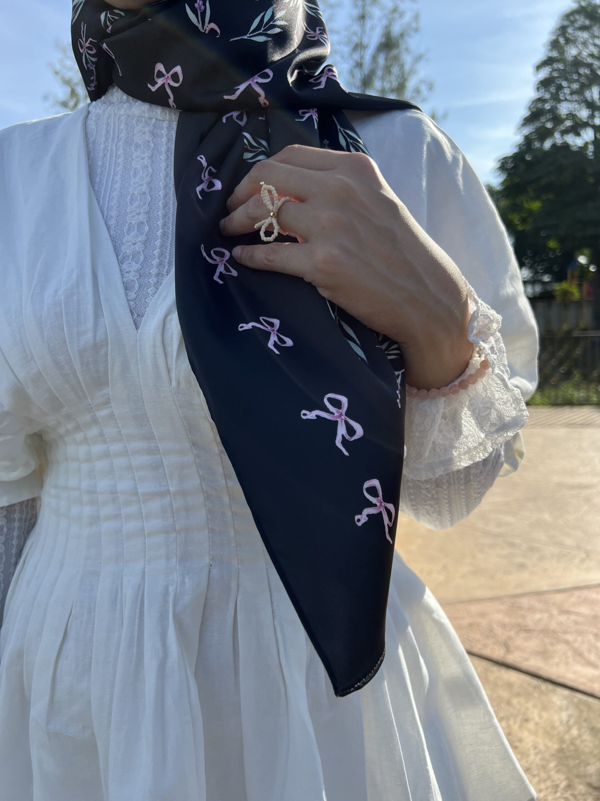 The Coquette Chél in Swan Lake - Image 3