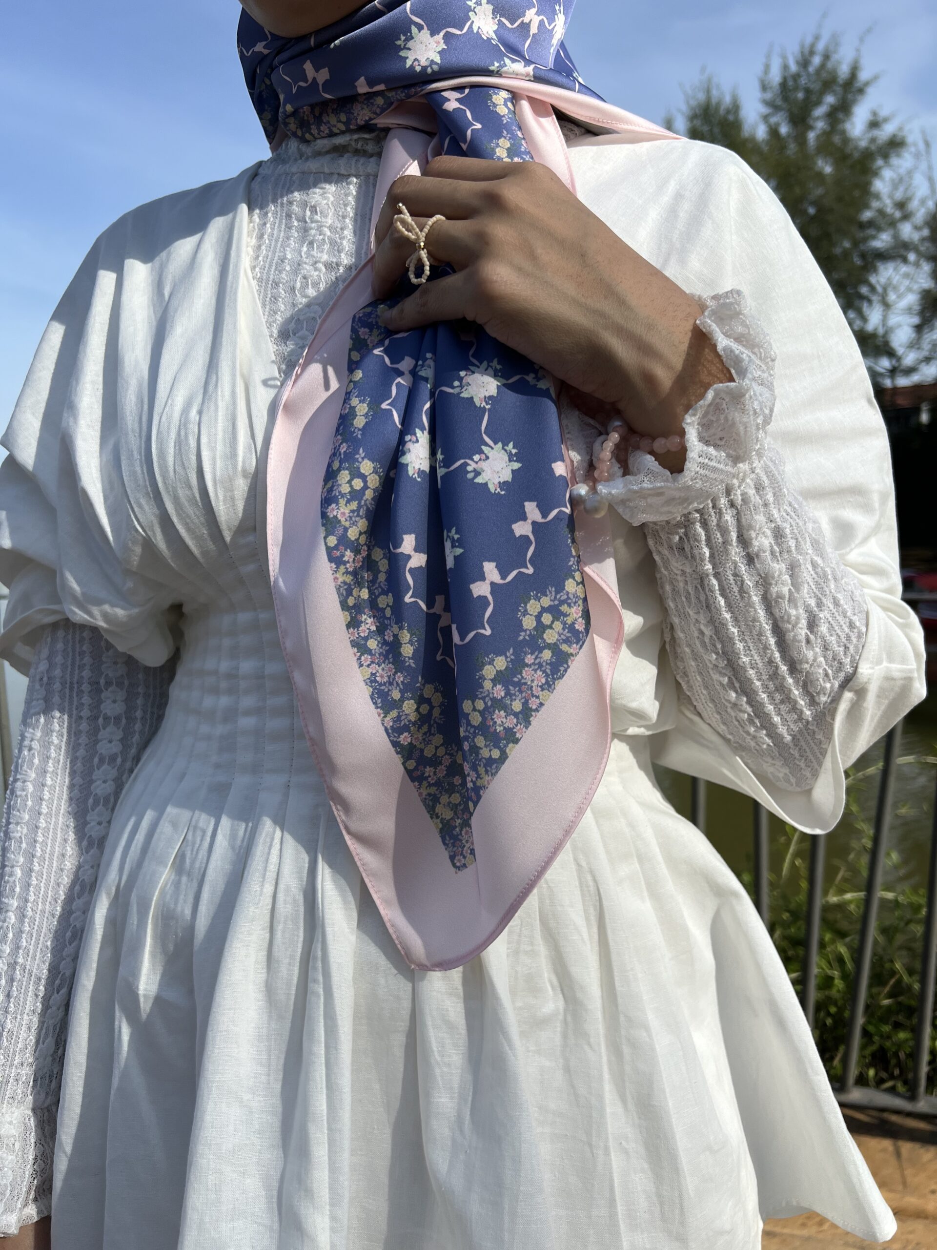 The Coquette Chél in The Princess and The Pauper - Image 3